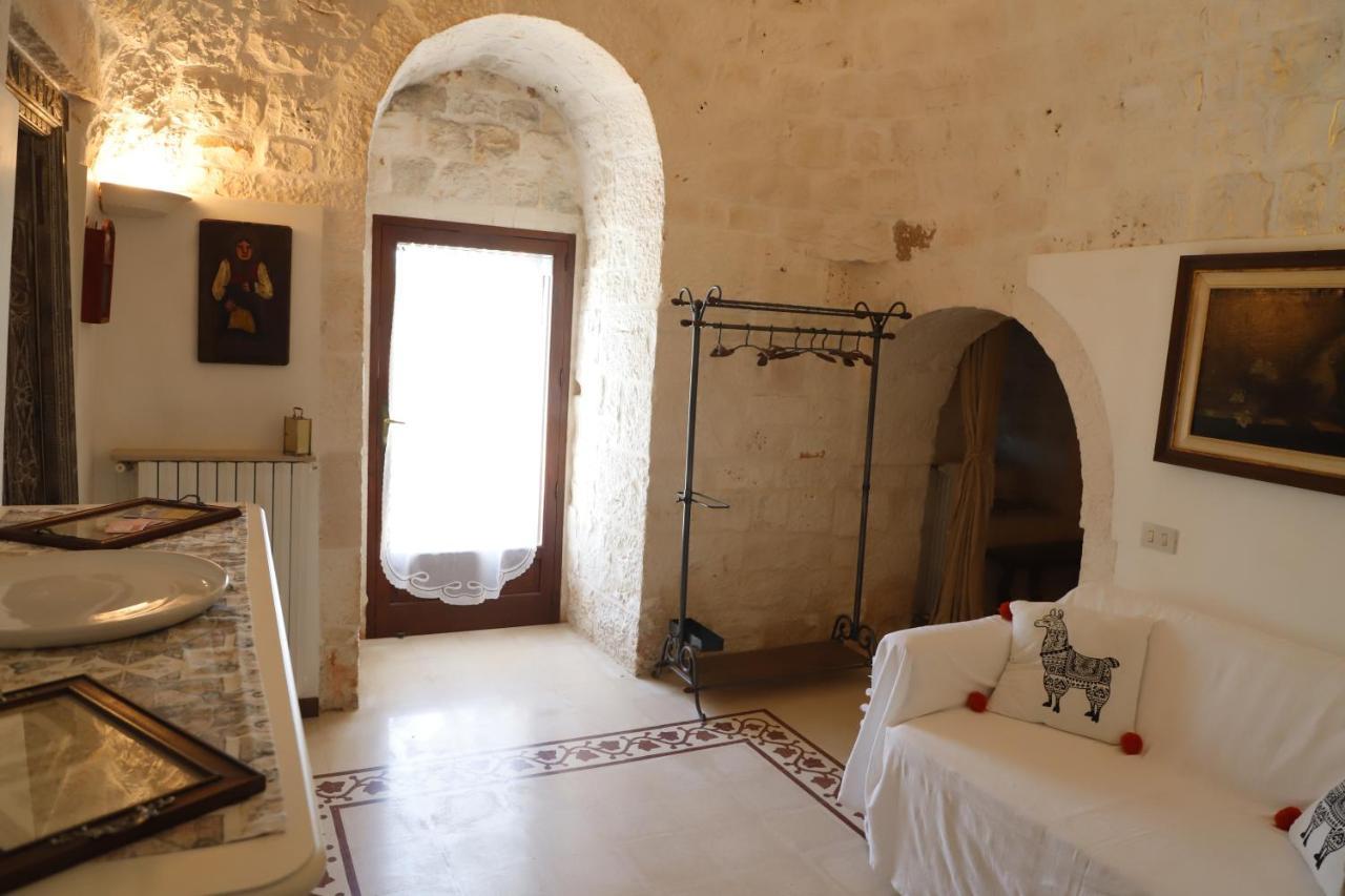 Trulli Anna *